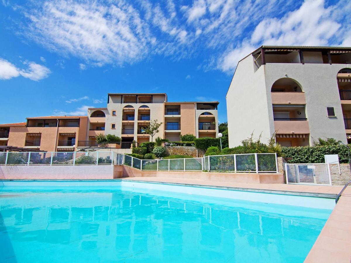 Apartment Le Domaine De La Gaillarde-16 By Interhome Les Issambres Eksteriør billede